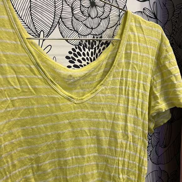 Gap Stripe Linen Tee - Picture 2 of 4